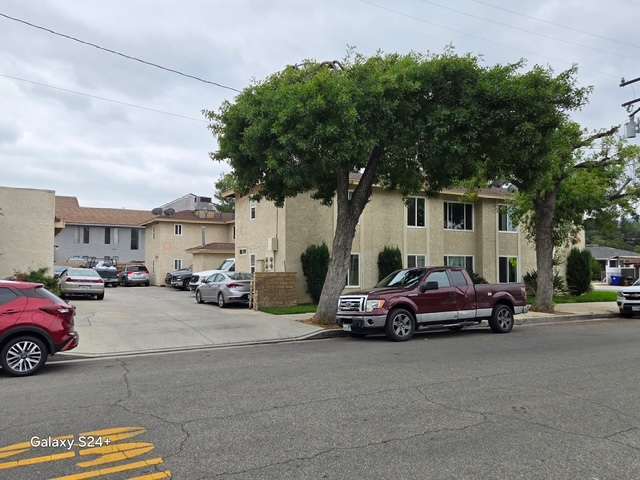 24522 Chestnut Street thumbnail 6